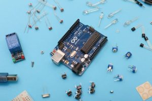 Qué es un Microcontrolador PIC: Todo lo que necesita saber para empezar a aprender sobre los microcontroladores PIC
