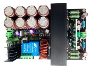 Amplificadores clase D de alta potencia: eficiencia y rendimiento en sistemas de audio profesionales