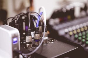 Amplificadores de audio de alta fidelidad: diseño y consideraciones de calidad de sonido